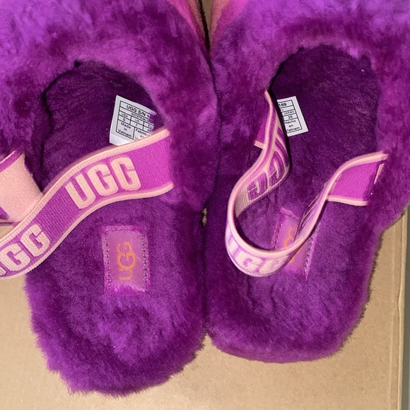 Ugg - Picture 4 of 6